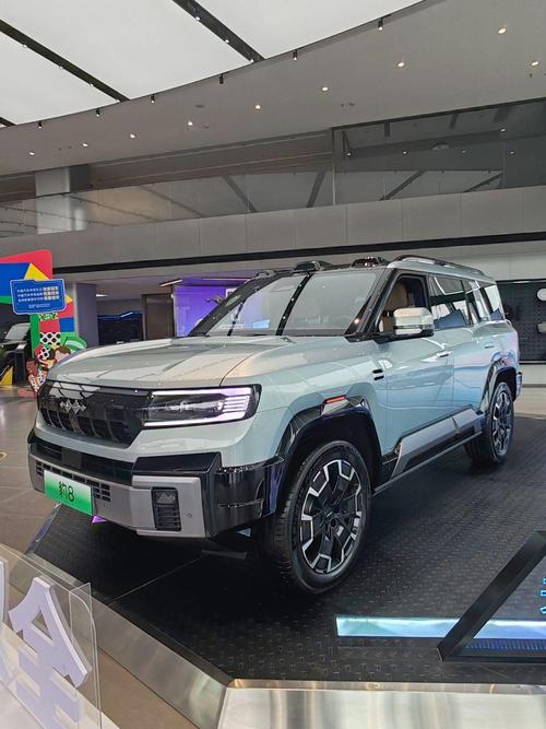 广州49比亚迪方程豹硬派越野的爆款，英菲尼迪35周年与你共成长